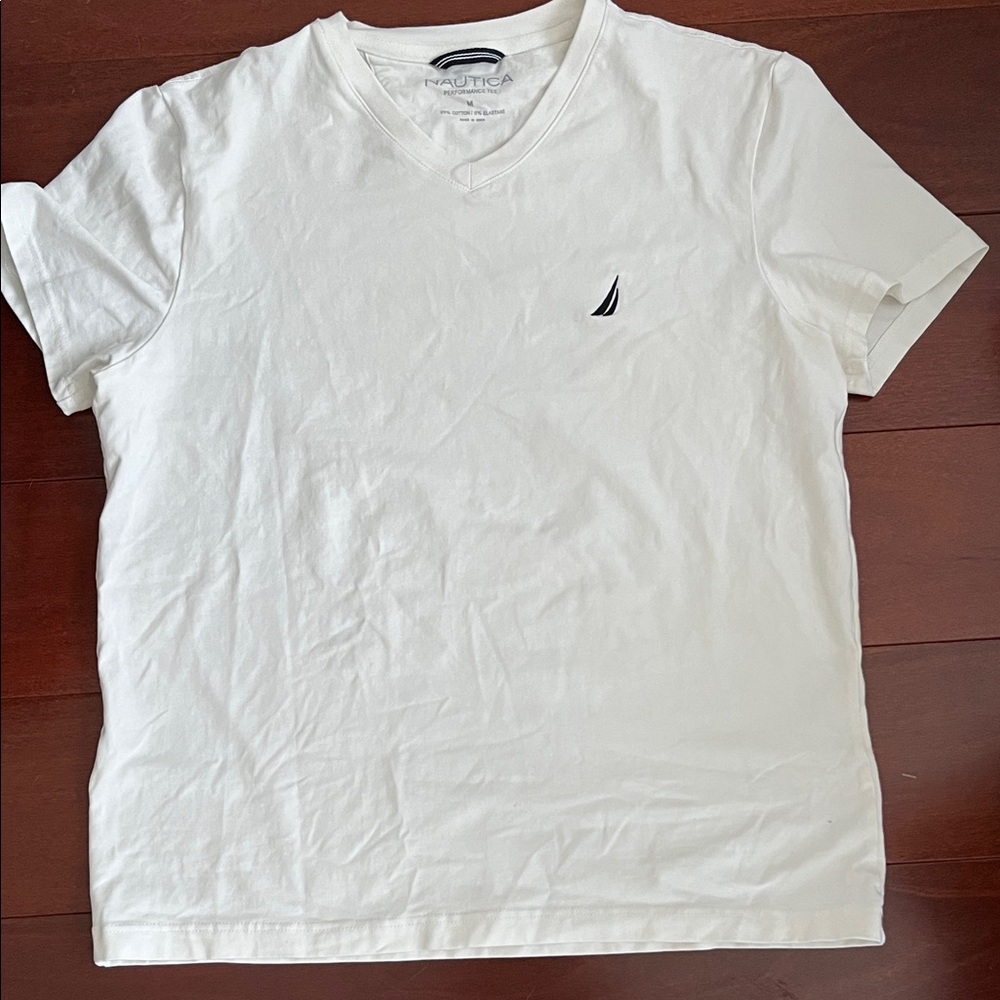 Nautica Men's Classic White V-Neck Tee